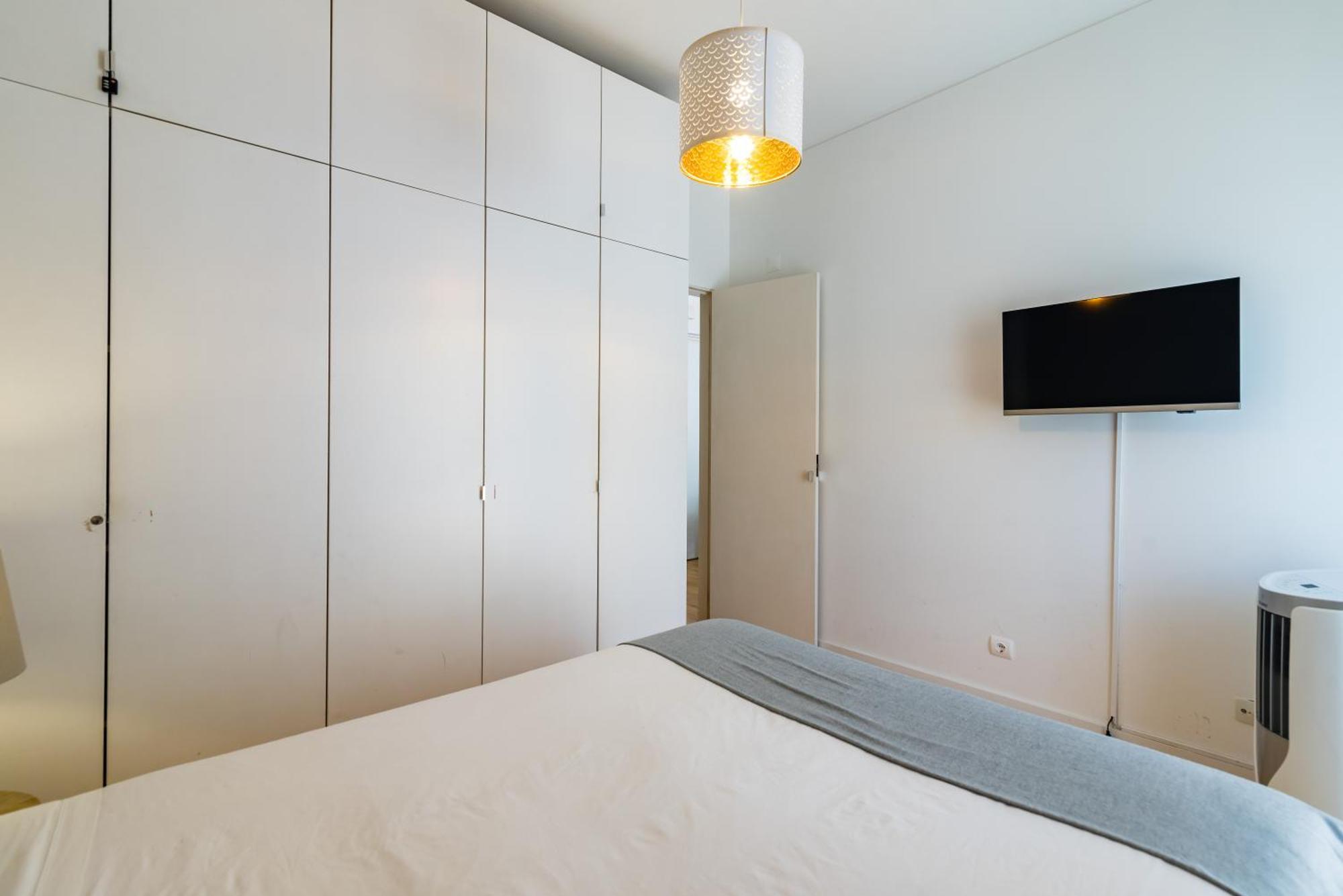 Go Native Lisbon - Principe Real Apartment Bagian luar foto
