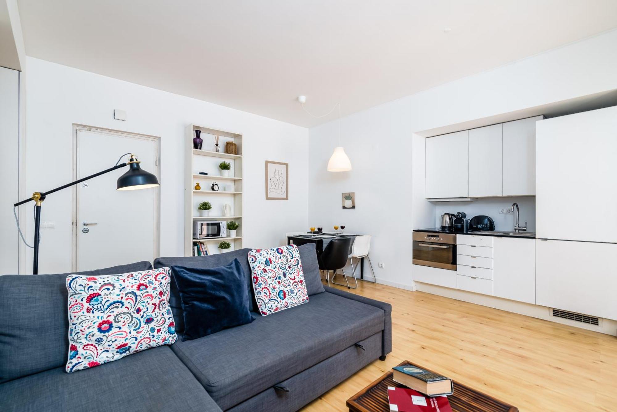 Go Native Lisbon - Principe Real Apartment Bagian luar foto