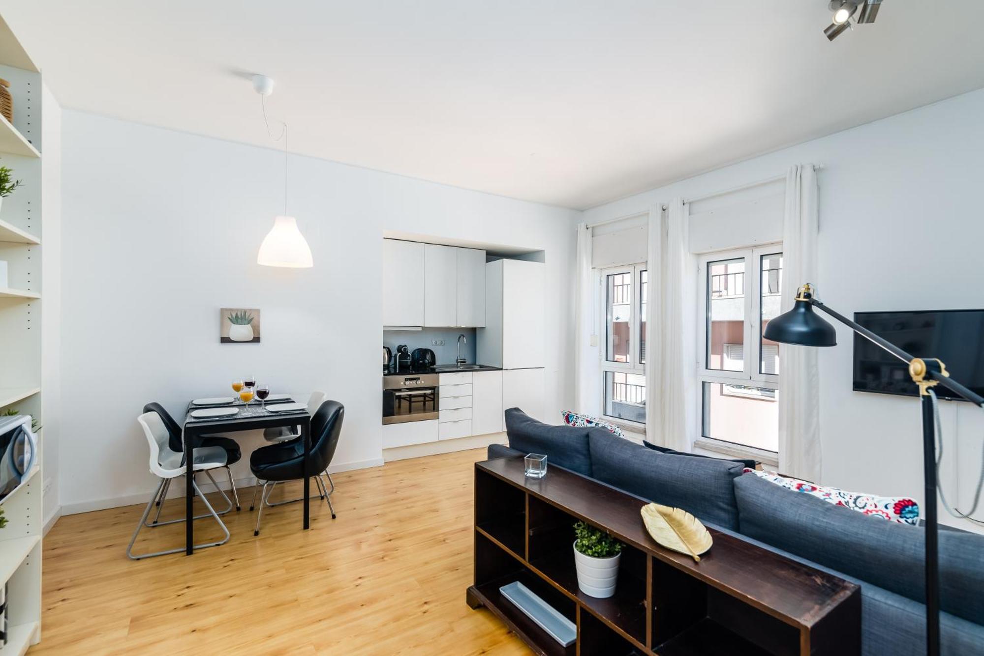 Go Native Lisbon - Principe Real Apartment Bagian luar foto