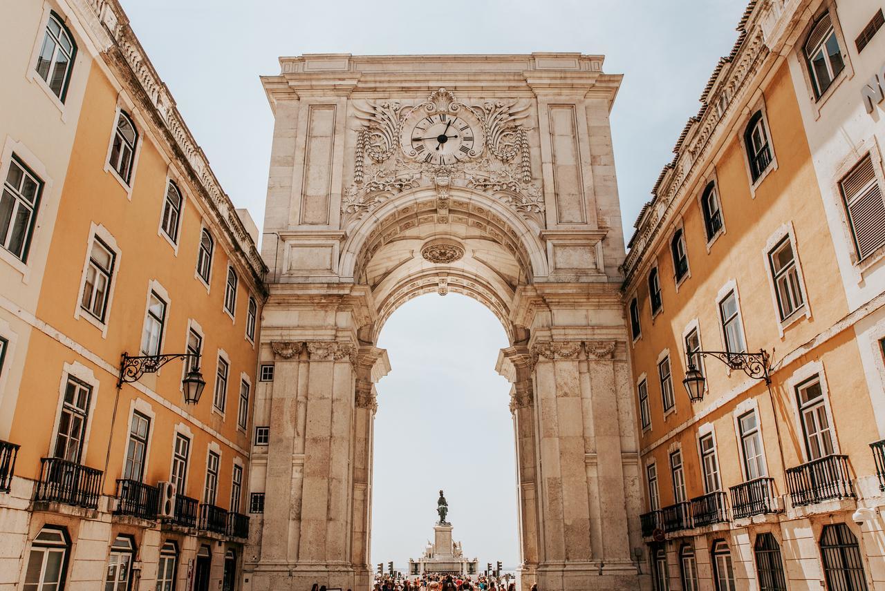 Go Native Lisbon - Principe Real Apartment Bagian luar foto